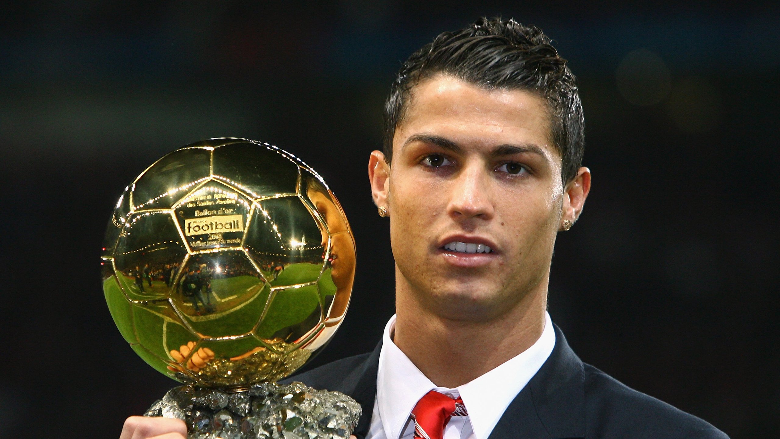 传统豪门的崛起：曾经的超级球队逐步复苏，豪门超级联赛